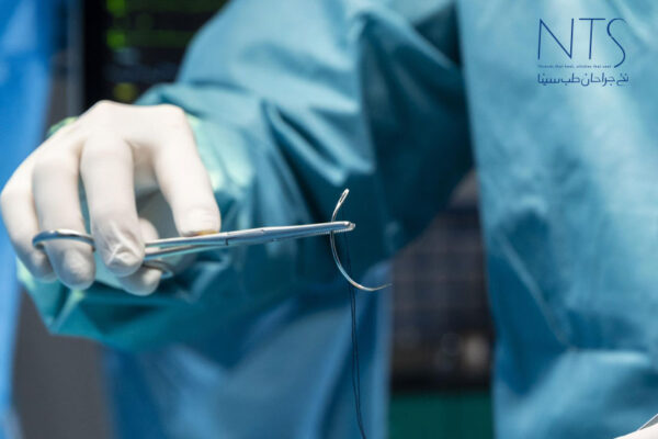 نخ و سوزن جراحی